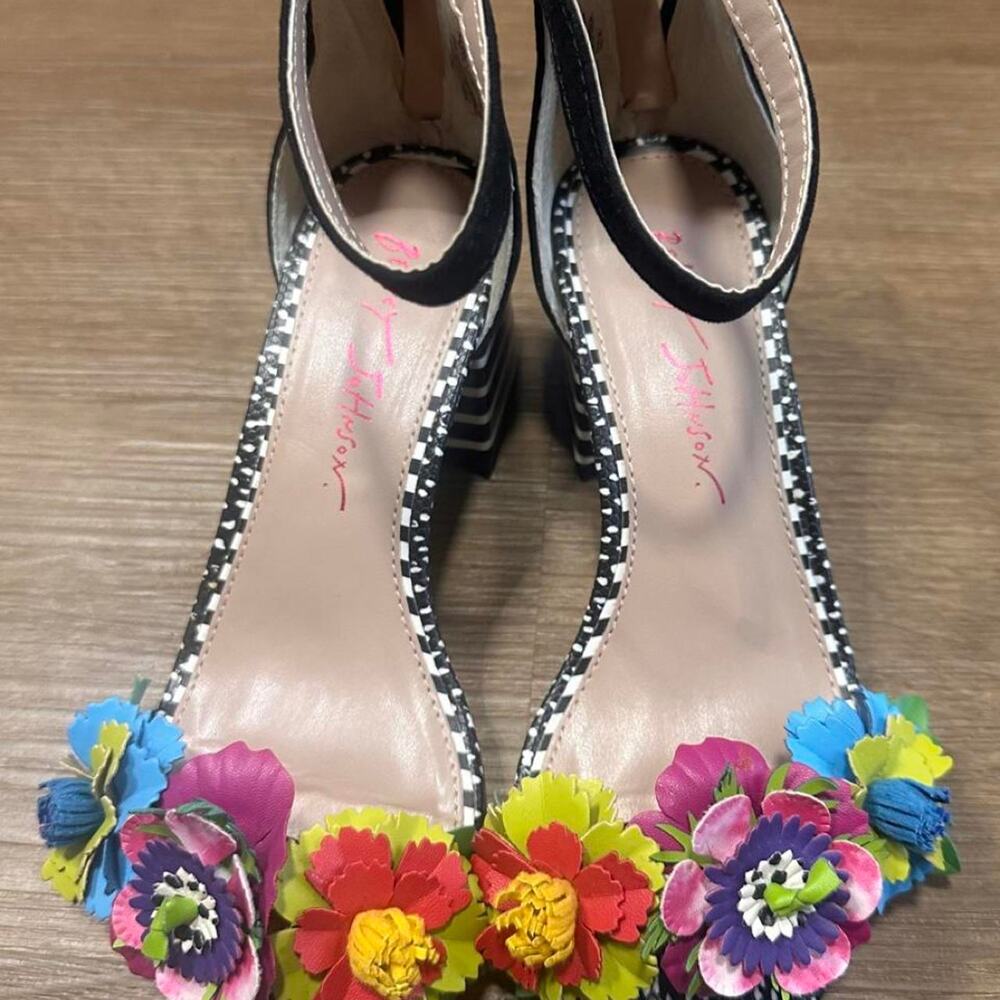 Betsey johnson heels